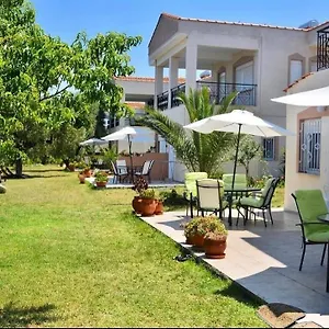 Aparthotel Deres, Hanioti