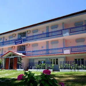 Thalassenia & 3 Apartament