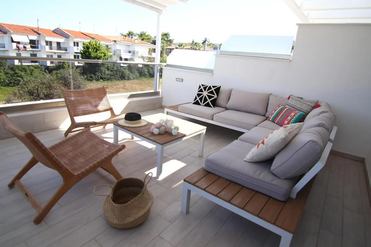 Hanioti Suite Maisonette In Front Of The Sea 0*,