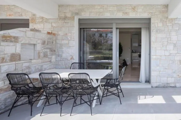 Hanioti Suite Maisonette In Front Of The Sea Villa